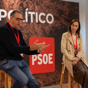 Conferencia pol&iacute;tica Adeje Psoe 2026